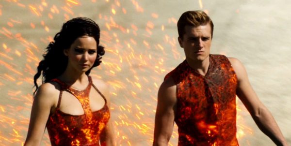 Jennifer Lawrence on fire in New Hunger Games Catching Fire Trailer