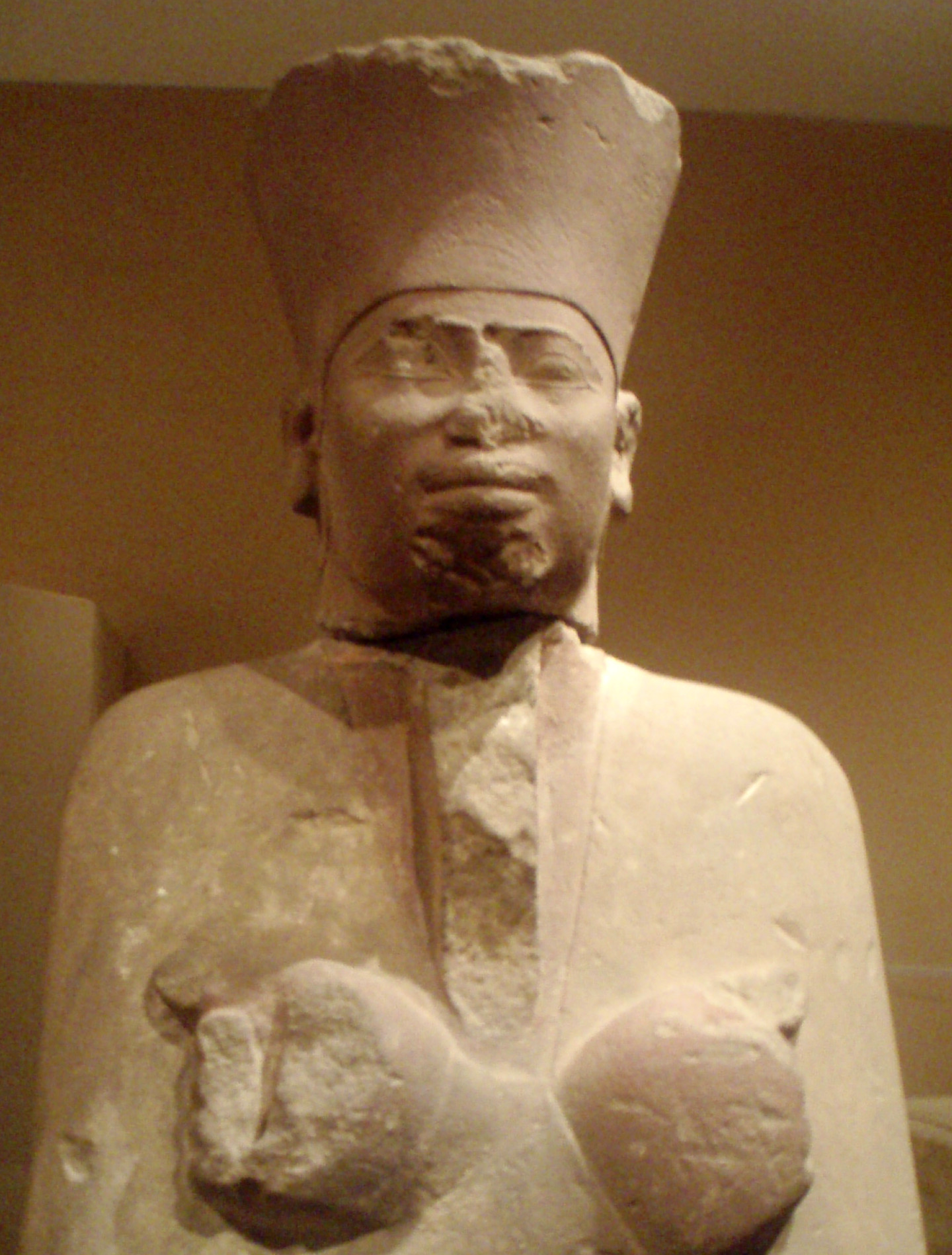 MentuhotepII FuneraryStatue CloseUp Metropolitan Museum 