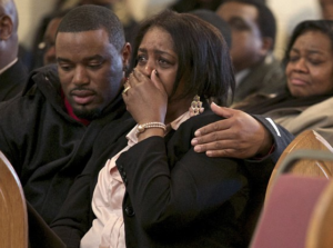 Chicago mothers lose sons to violence 