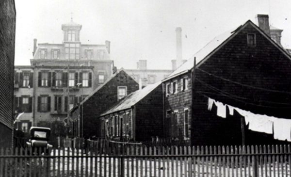Hunterfly Road houses with St. Mary’s Hospital in background, 1920s. Photo via Brooklyn Public Library