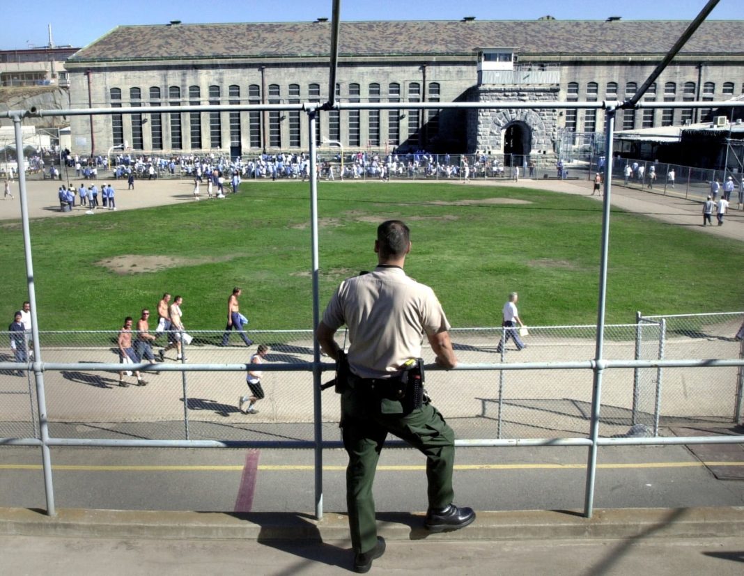 Alabama Prison Guards Stage Labor Strike Amid National Inmate Protest ...