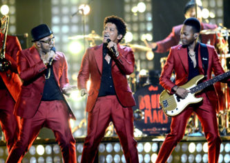 Billboard music awards Bruno mars performance