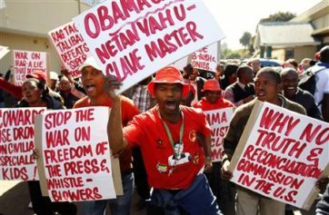 Obama Visits South Africa, Encountering Protests and Mandela Worries