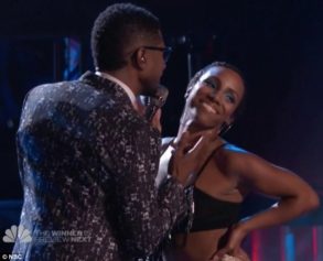 Usher Performs, Predicts Michelle Chamuel Next Winner of 'The Voice'