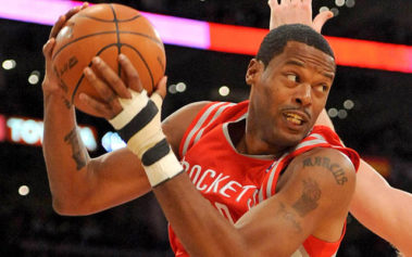 Marcus Camby Signs With Houston Rockets