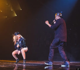 Beyonce Brings Out Jay Z for Surprise 'Tom Ford' Performance