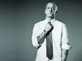 Eminem Goes 'Berzerk' For New Single