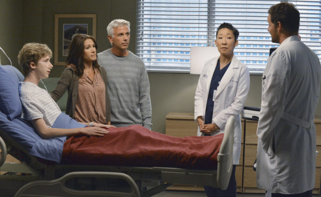 Grey's Anatomy Season 10, Episode 3: Everybody's Crying Mercy