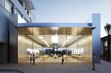 Leaning In: Apple Hires Burberry CEO Angela Ahrendts To Head Retail Division