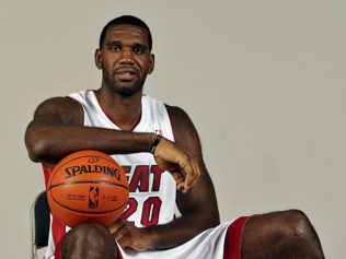 Greg Oden is Back, Plays In First NBA Game in 4 Years