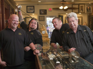 Pawn Stars' Season 8, Episode 19: 'Another Christmas Story, Part 1'