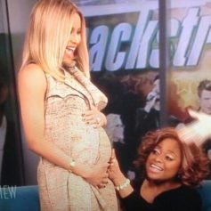 Ciara Confirms Pregnancyâ€š Reveals Baby Bump on 'The View'