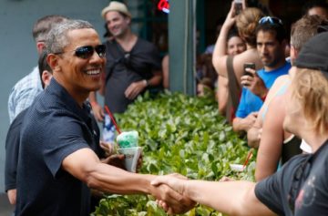 Obama Departs Hawaii With Hopes of Modest Momentum in 2014