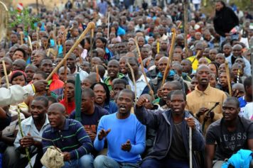 South African Platinum Miners Expected to Strike For Higher Wages