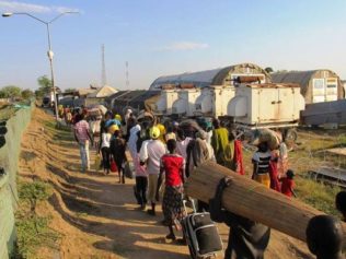 Civilians fleeing from South Sudan