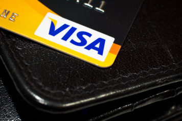 The Pot Sues The Kettle: Wal-Mart Suing Visa Over High Fees