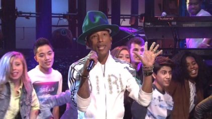 The Hat Is Back: Pharrell Performs 'Happy' On 'SNL'
