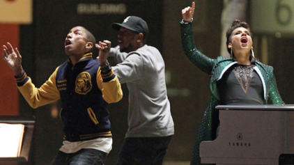 Superhero Star Power: Alicia Keys, Pharrell, Kendrick Lamar 'It's On Again' Video