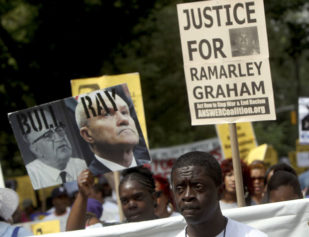 Mother of Unarmed Teen Killed by NY Officer Calls on DOJ For Investigation