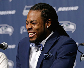 Richard Sherman Signs Record Deal to Stay With Seahawks