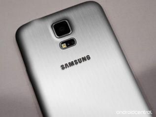 Samsung May Be Planning Premium Version of Its Galaxy S5