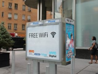 NYC to Turn Pay-Phone Kiosks Into Free Wi-Fi Hotspots