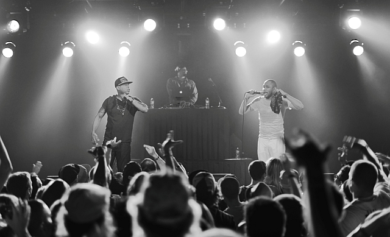 Family Reunion: Yasiin Bey Returns Stateside, Surprises Fans at Dave Chappelle's Show