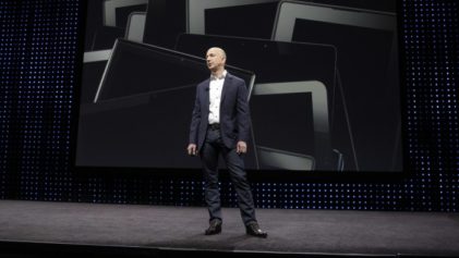 Amazon Unveils Its 3-D Smartphone