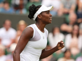 Venus Williams Advances to Wimbledon's Third Round