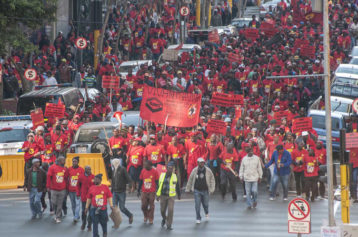 South African Metal Workers Reject 10 Percent Pay Hike, Vow to Intensify Strike