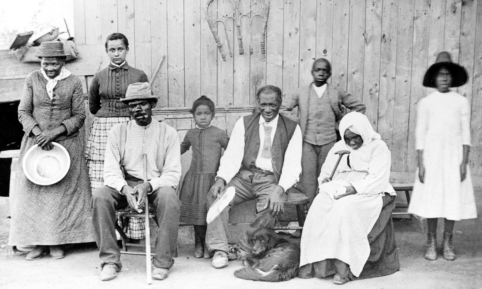 Harriet_Tubman,_with_rescued_slaves,_New_York_Times