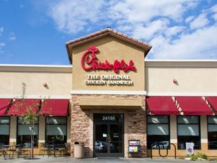 Chick-Fil-A Manager Bans Employees' Use of Slang Associated with Black Youth