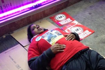 Eric Garner's Daughter Stages Die-In At Exact Spot Where Her Father Was Choked by Officers