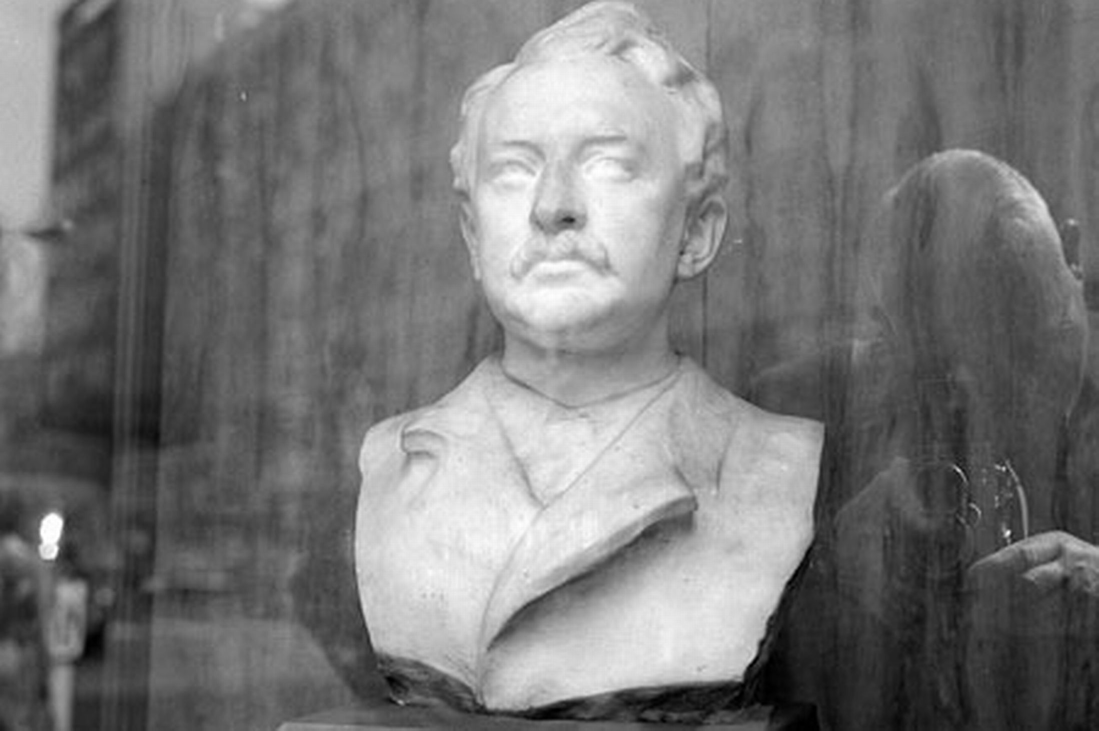 thebustofsircecilrhodesjuly1969934175089 Atlanta Black Star