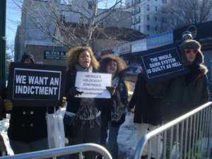 Occu-Evolve protesters counter NY pro-police rally.