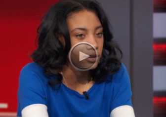 Watch How Moâ€™Ne Davis Flawlessly Handles The Baseball Player That Called Her An Insanely Inappropriate Name