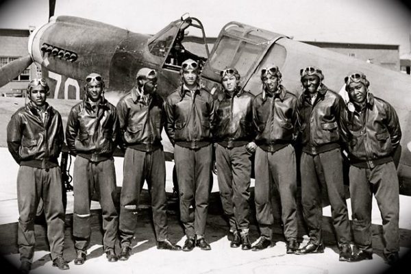Red Tails corps