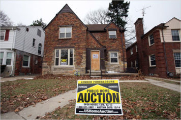 After Wave of Foreclosures, City of Detroit Struggles to Sell Thousands of Abandoned, Dilapidated Homes