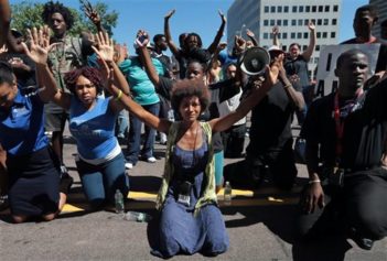 New Rasmussen Poll: Majority of People Say #BlackLivesMatter Movement Doesn't Matter, as White Denial Over Racism Continues