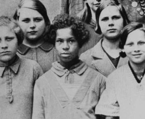Afro-German girl in Nazi Germany (Public domain)