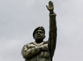Statue of Hugo Chavez Unveiled in Haiti