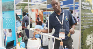 Farai Musendo demonstrates how to turn plastic into fuel (The Chronicle)