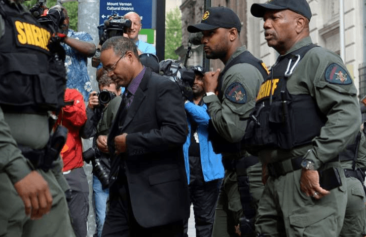 Officer Caesar Goodson, Van Driver in #FreddieGray Trial, Acquitted of All 7 Charges Against Him