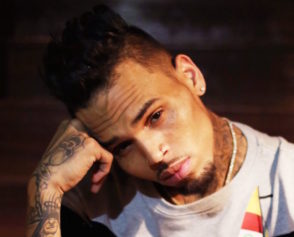 Chris Brown Uses His Celebrity Status to Help Suicidal Fan â€“ See His Encouraging Response