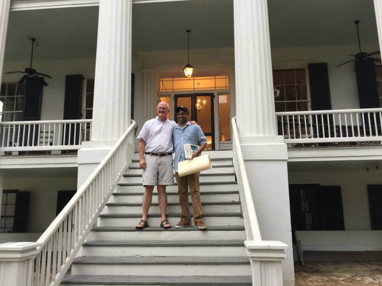 Slave Descendant Shares Dinner With Plantation Owner In Remarka