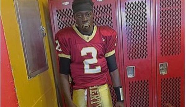 Michael Oppong is a high school football player reportedly suspended for kneeling during the national anthem (Twitter)