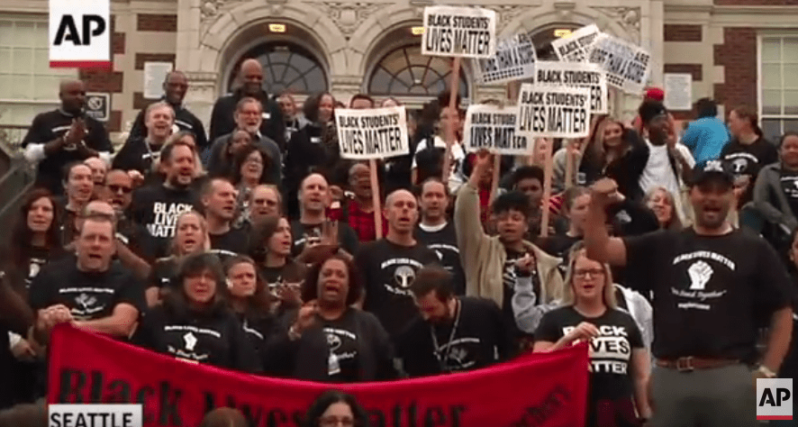 2,000 Seattle Teachers Wore Black Lives Matter Shirts to Address ...