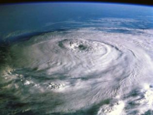 Hurricane Matthew Claims at Least 4 Lives in the Caribbean, Heads Toward Cuba