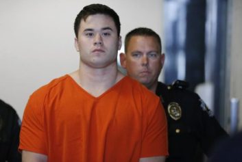 5 Important Things You Should Know About #DanielHoltzclaw, The Cop Who Assaulted 13 Black Women