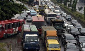 Traffic in NigeriaImage copyrightAFP Image caption Nigeria's environment minister said the move would result in major air quality benefits